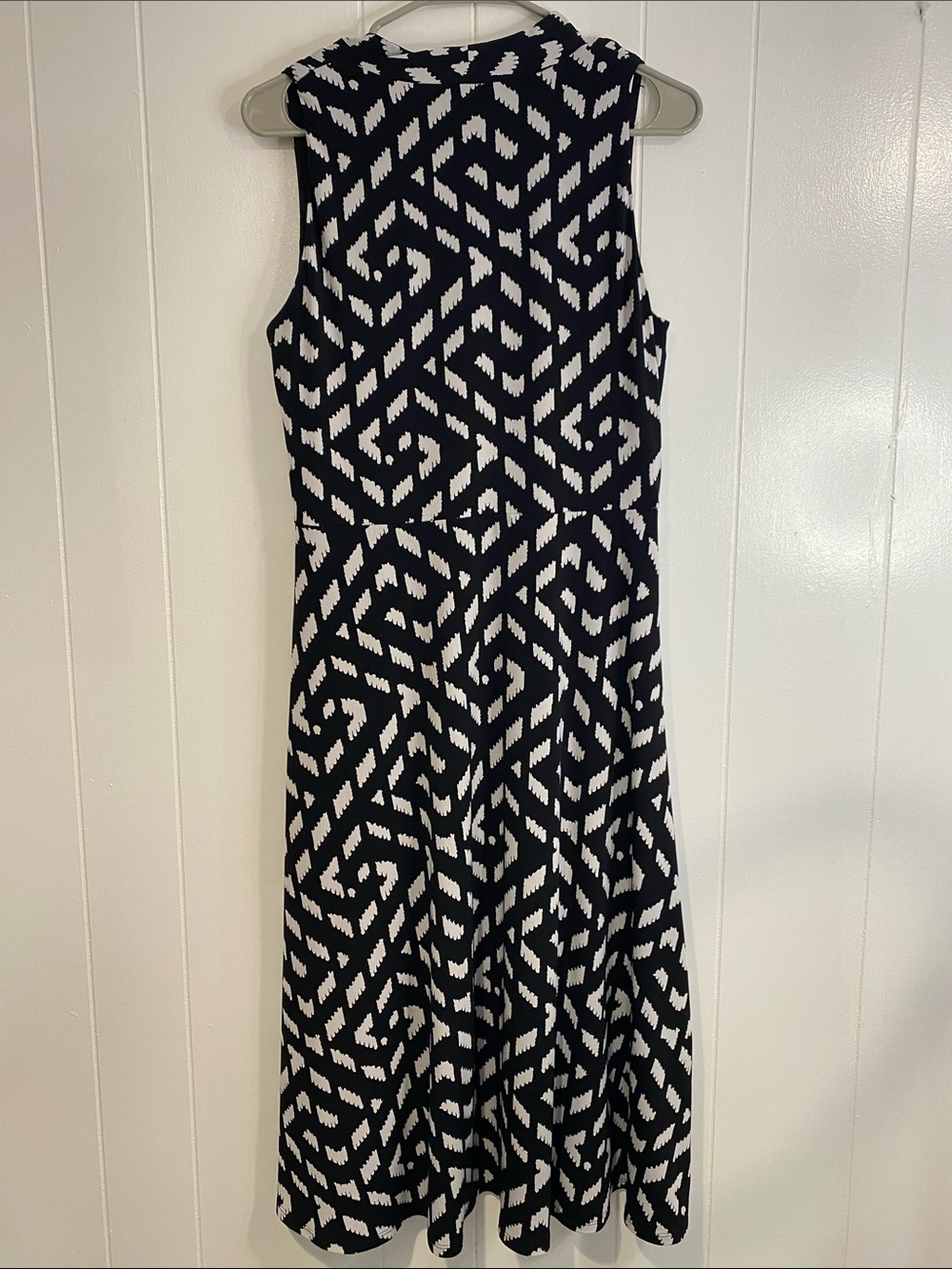 WHBM Midi Dress Twist Front Sleeveless Cocktail Wedding Modern Classic Size 10 - Picture 8 of 12